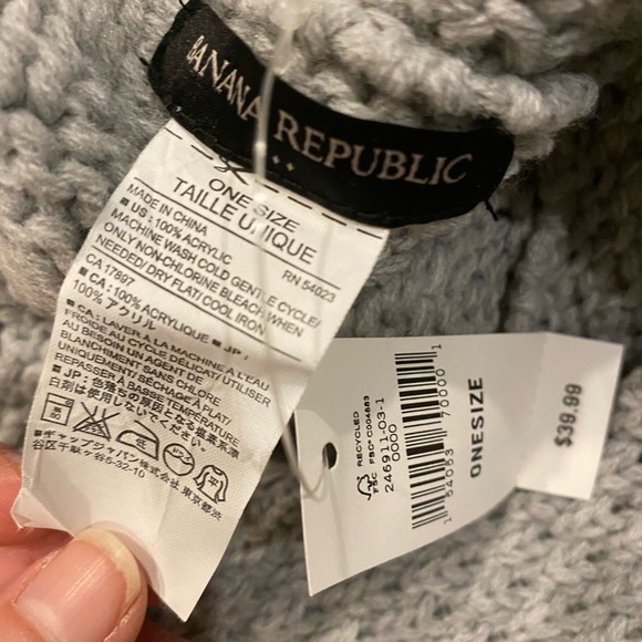 NEW Banana Republic Scarf - Picture 6 of 10
